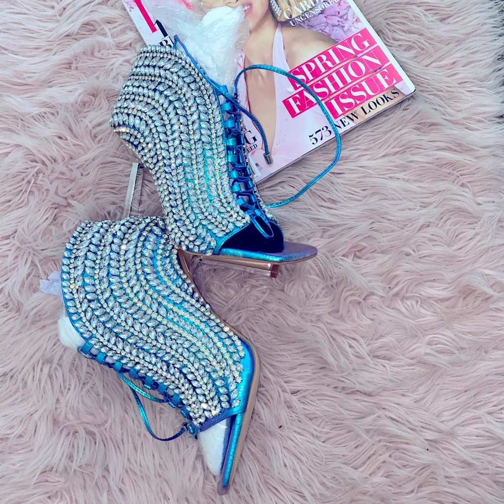 Azalea Wang glamour shoes